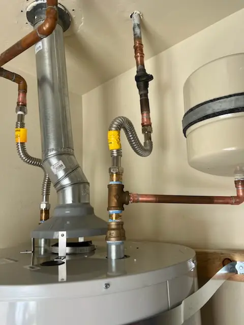 Water heater installation and plumbing repair in Kiowa